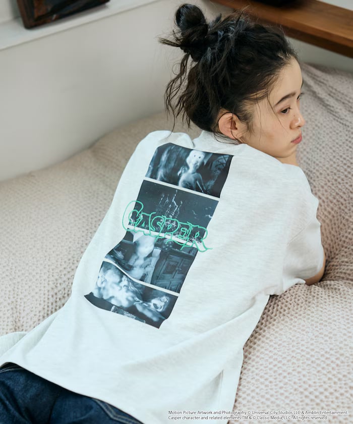 アッシュグレー
