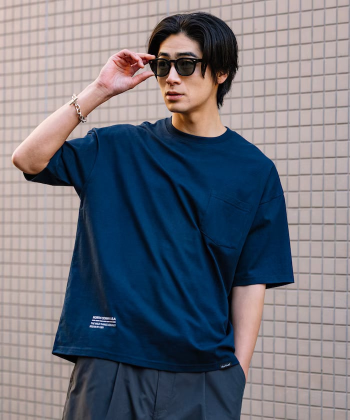 ネイビー