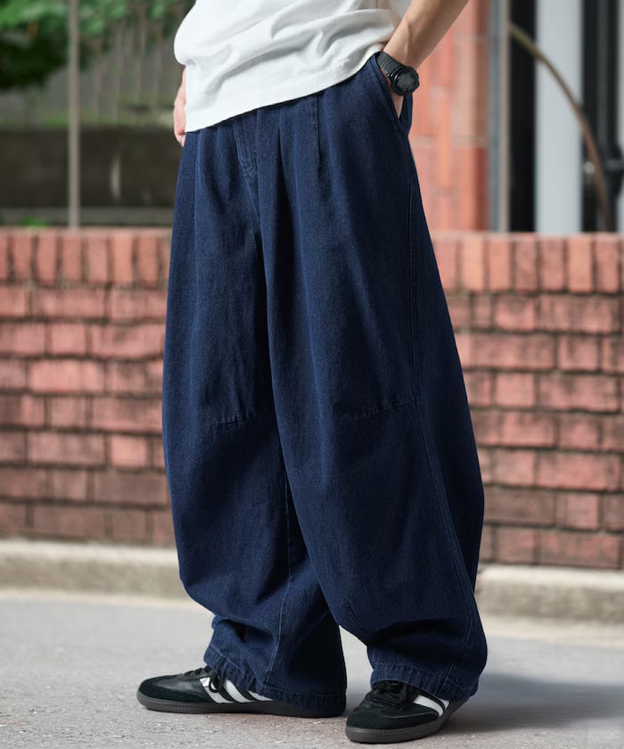 ネイビー