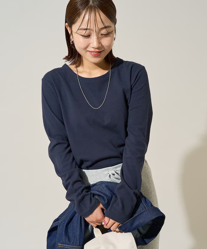 ネイビー
