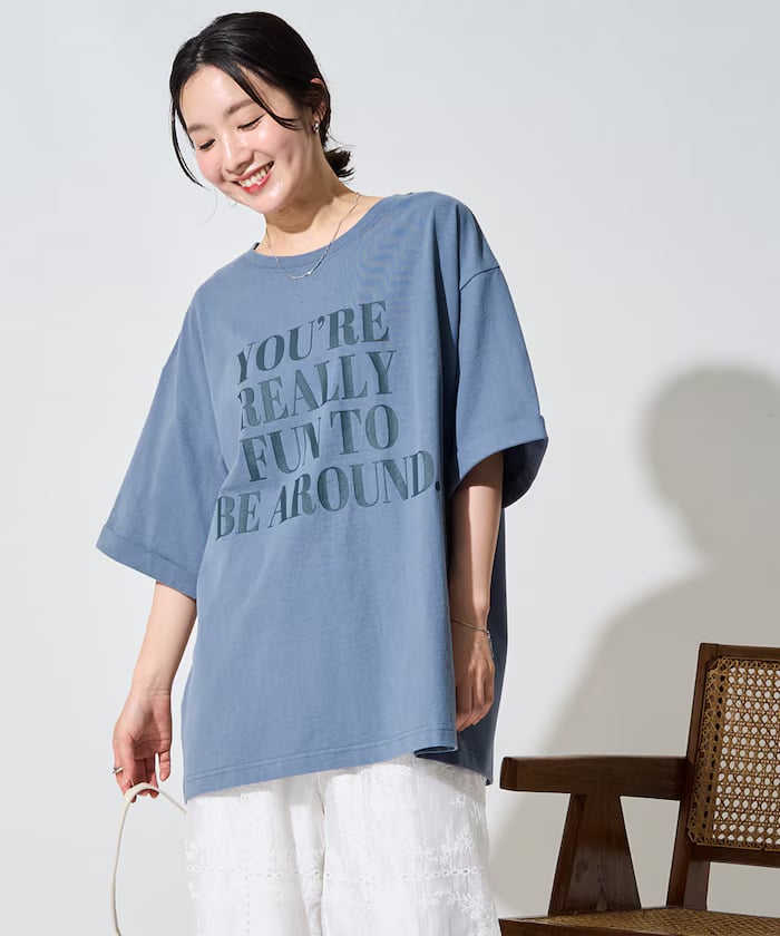 ブルー