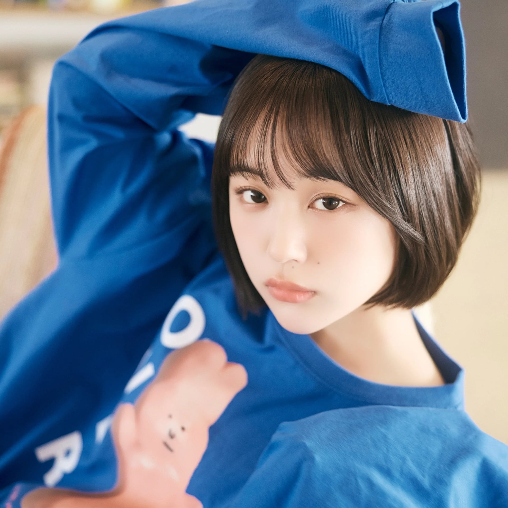 naenano LS Tee2 - 241218_op_0310_ee6d5eeb-0a72-4c92-ae19-3bcff1b42e8b.jpg
