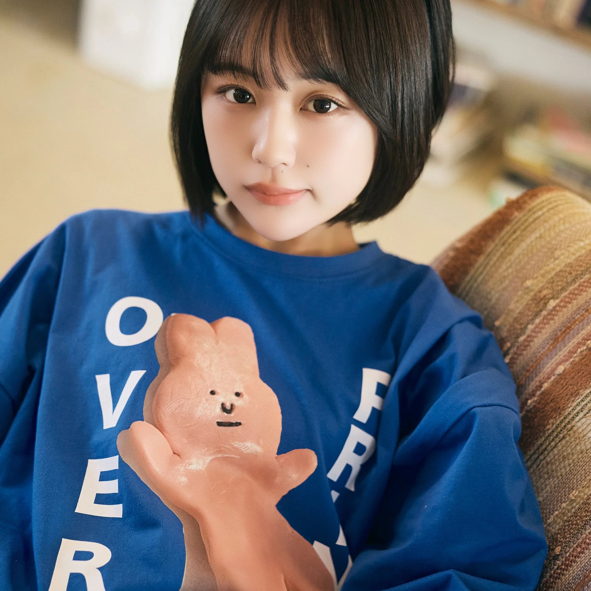 naenano LS Tee2 - 241218_op_0324_68fd1feb-76ef-4fbf-83c5-1071f1dc499d.jpg