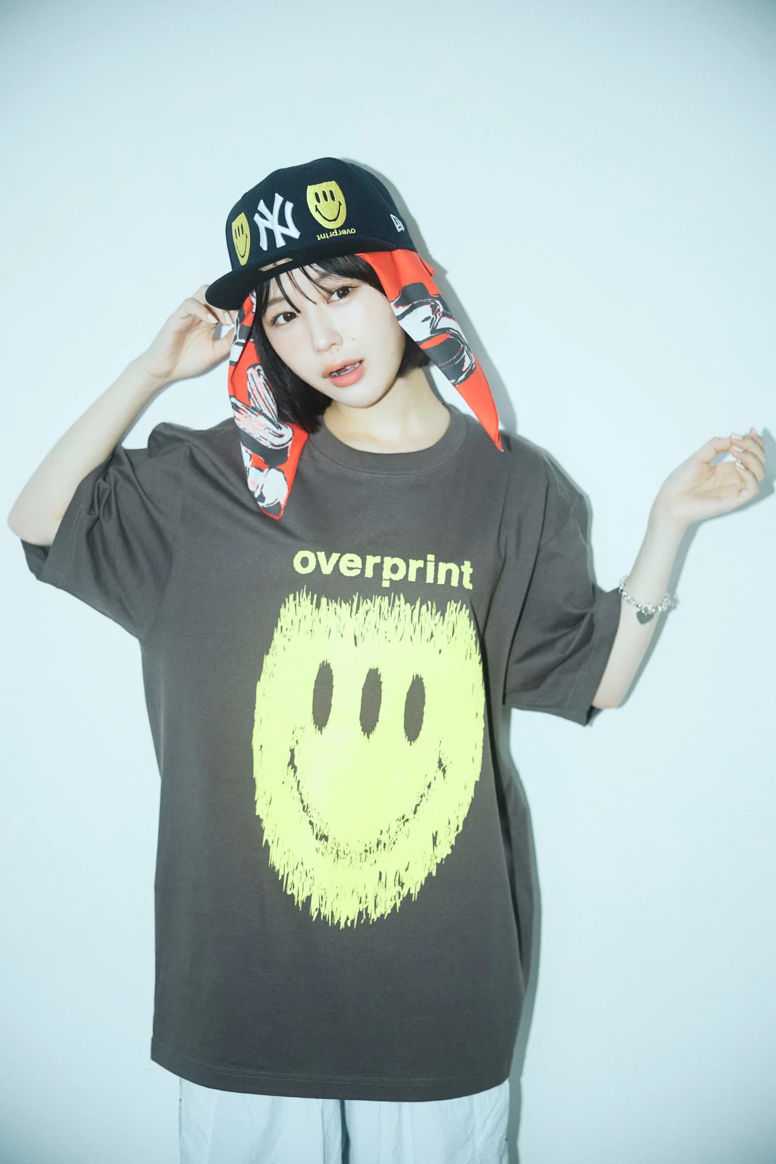 chain logo bandana - 250418_op_0179_5fc35d78-a0d7-46e1-a31a-78b88463092b.jpg