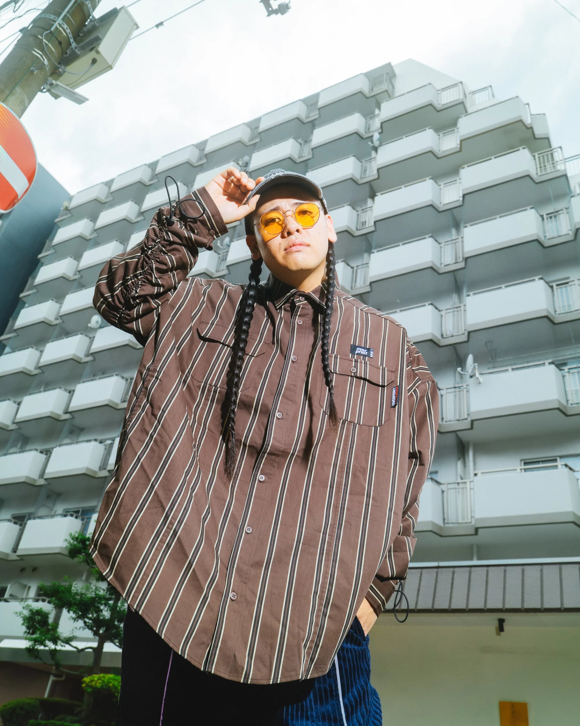 BREAK WIDE SHIRTS(STRIPE) - 250912_OP_00426_7586fe8b-f6c1-41ab-a3a4-c749cf6f2c75.jpg