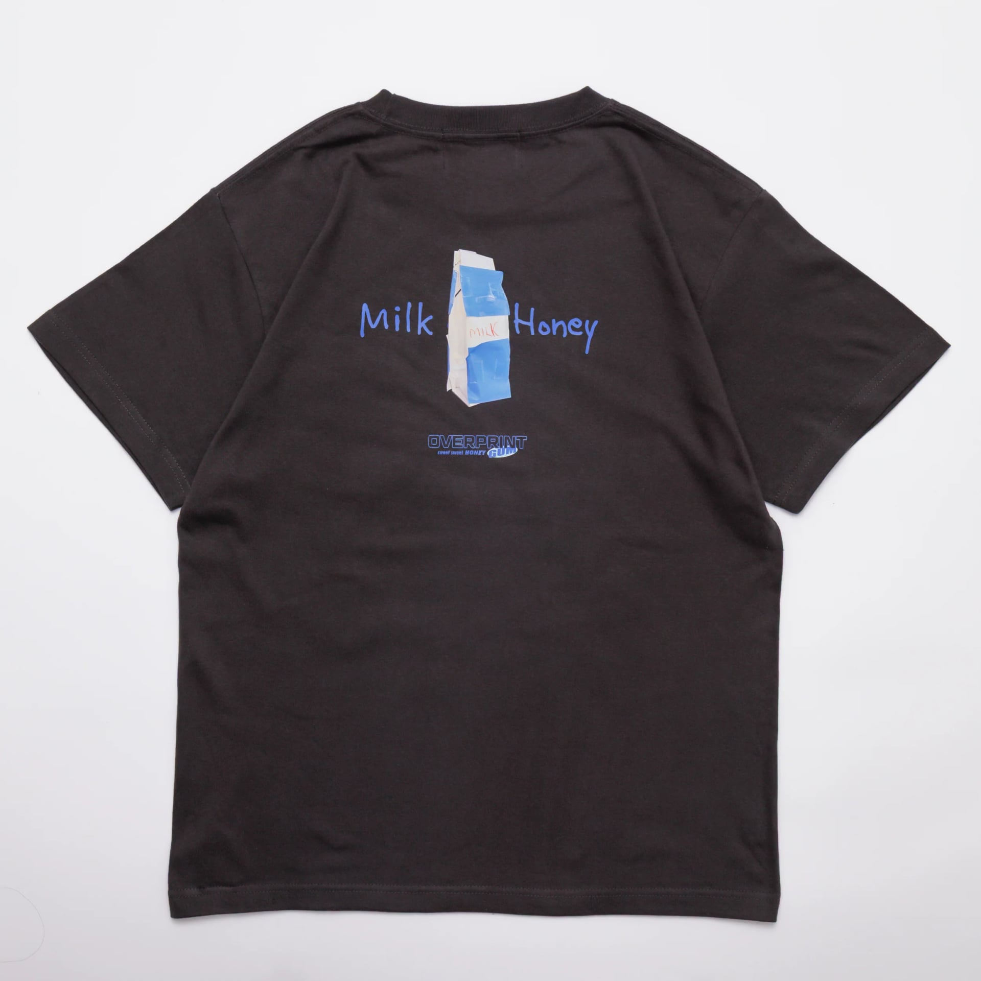 BOOGIEBACK Tee - 251020_OP_086_db1b360d-4493-43c9-b58f-36d6a4e20220.jpg