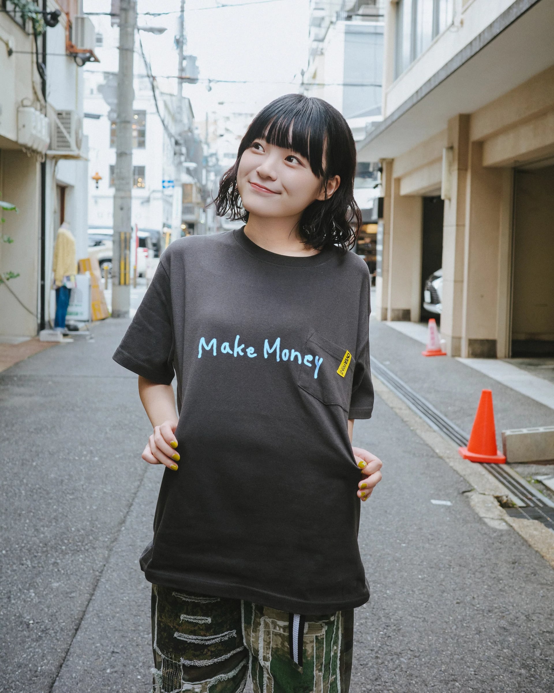 BOOGIEBACK Tee - 251111_OP_01442_a2725b1b-84c6-43e2-bd75-6a78e6276f17.jpg