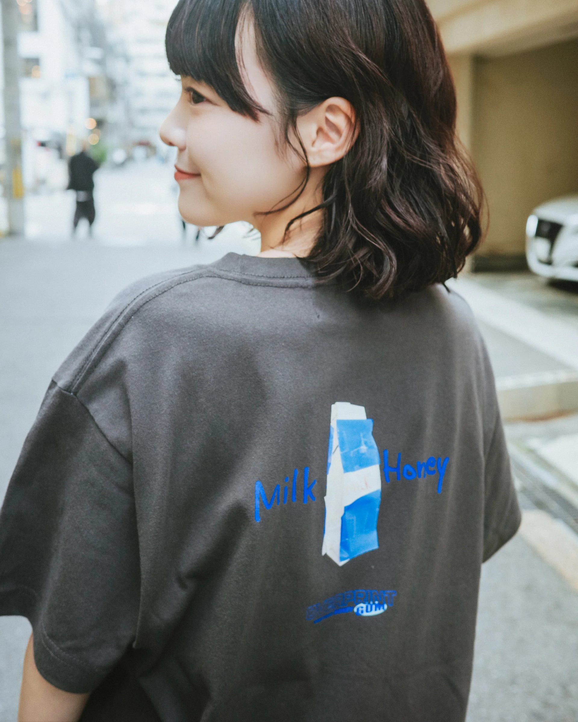 BOOGIEBACK Tee - 251111_OP_01452_a41dfdc7-c3c7-44d8-9cf3-6b8f1ecff9ef.jpg