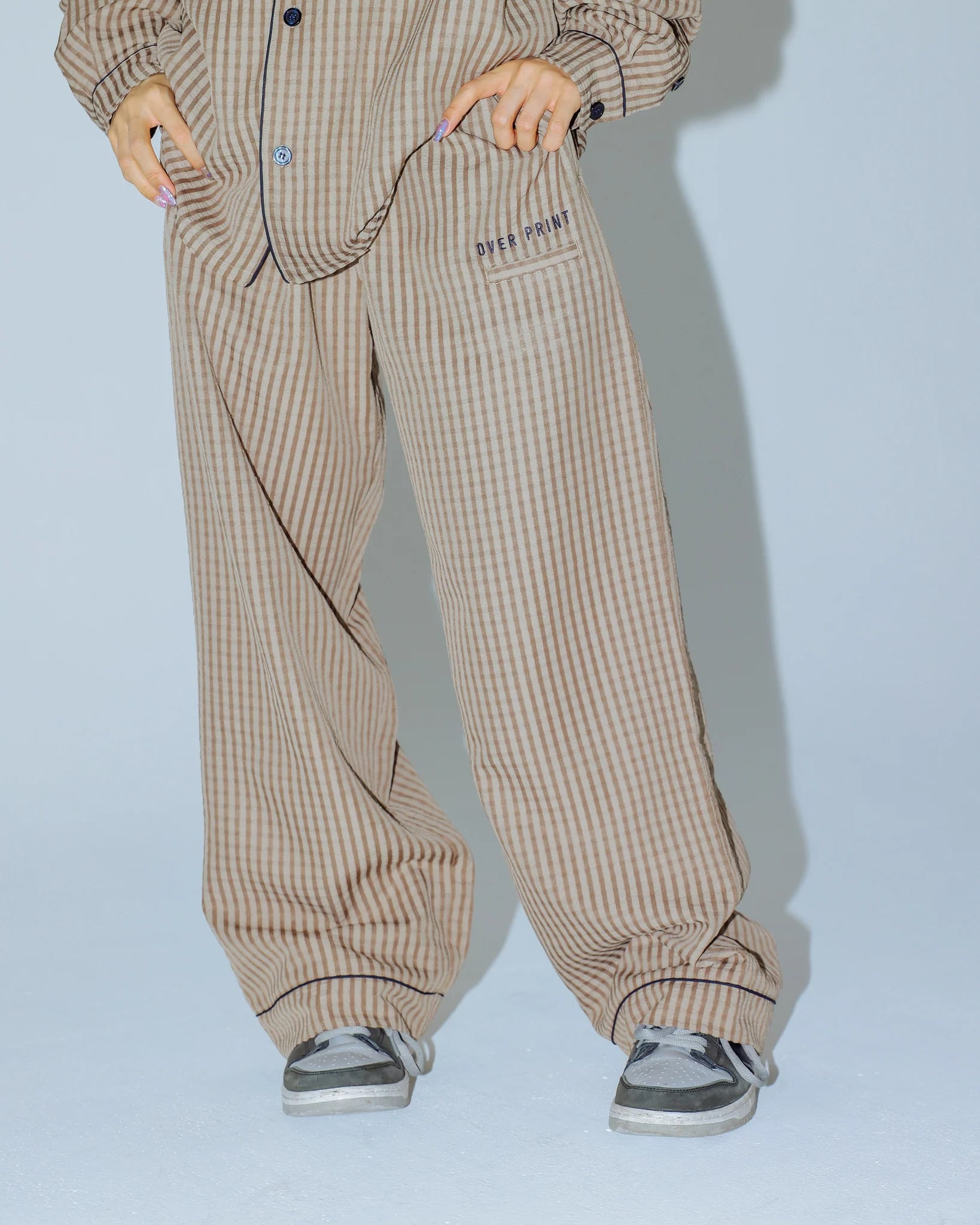 LOUNGE STRIPE PANTS - 2512119_OP01574.jpg