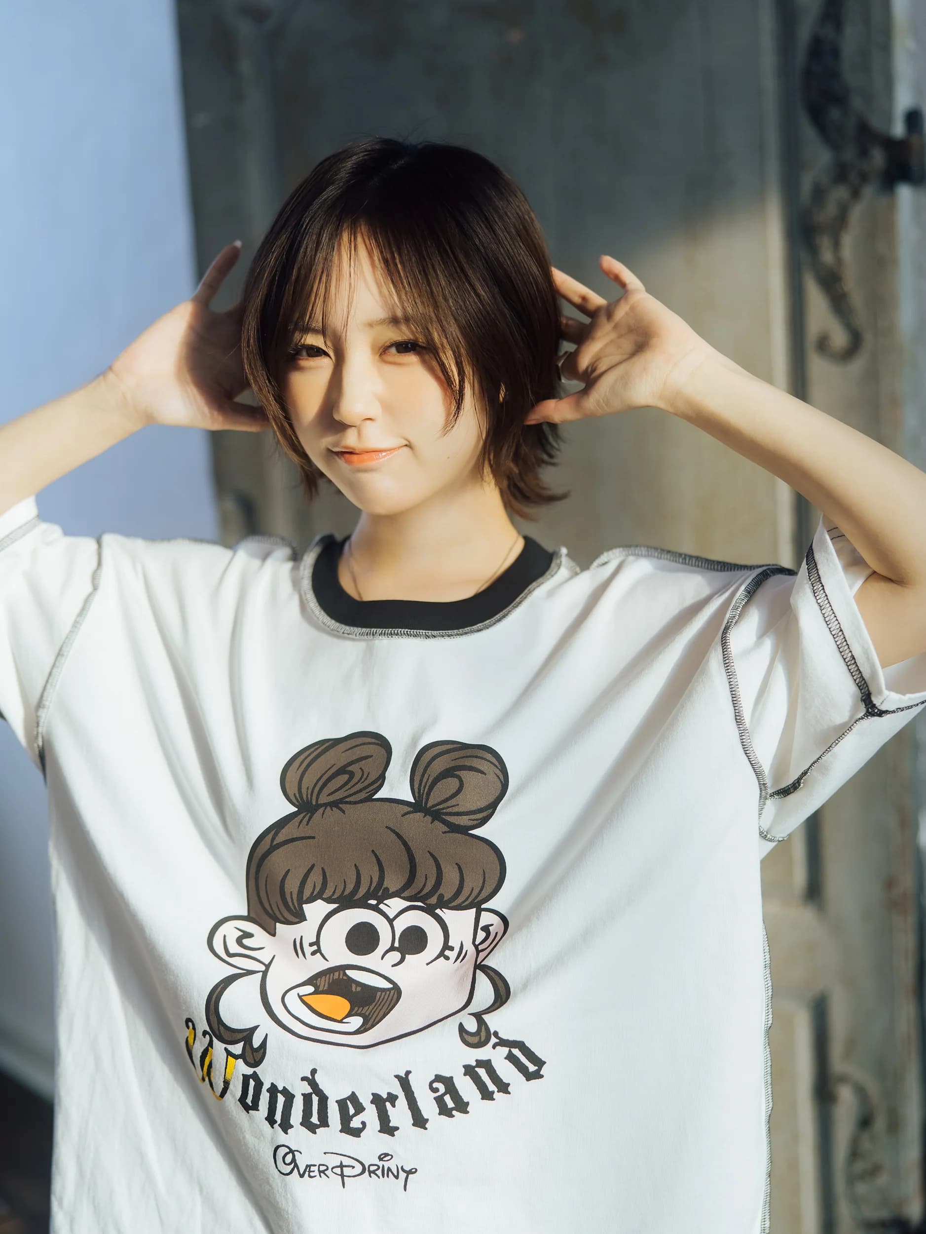 Wonderland Tee - 260316_OP_00730_A.jpg