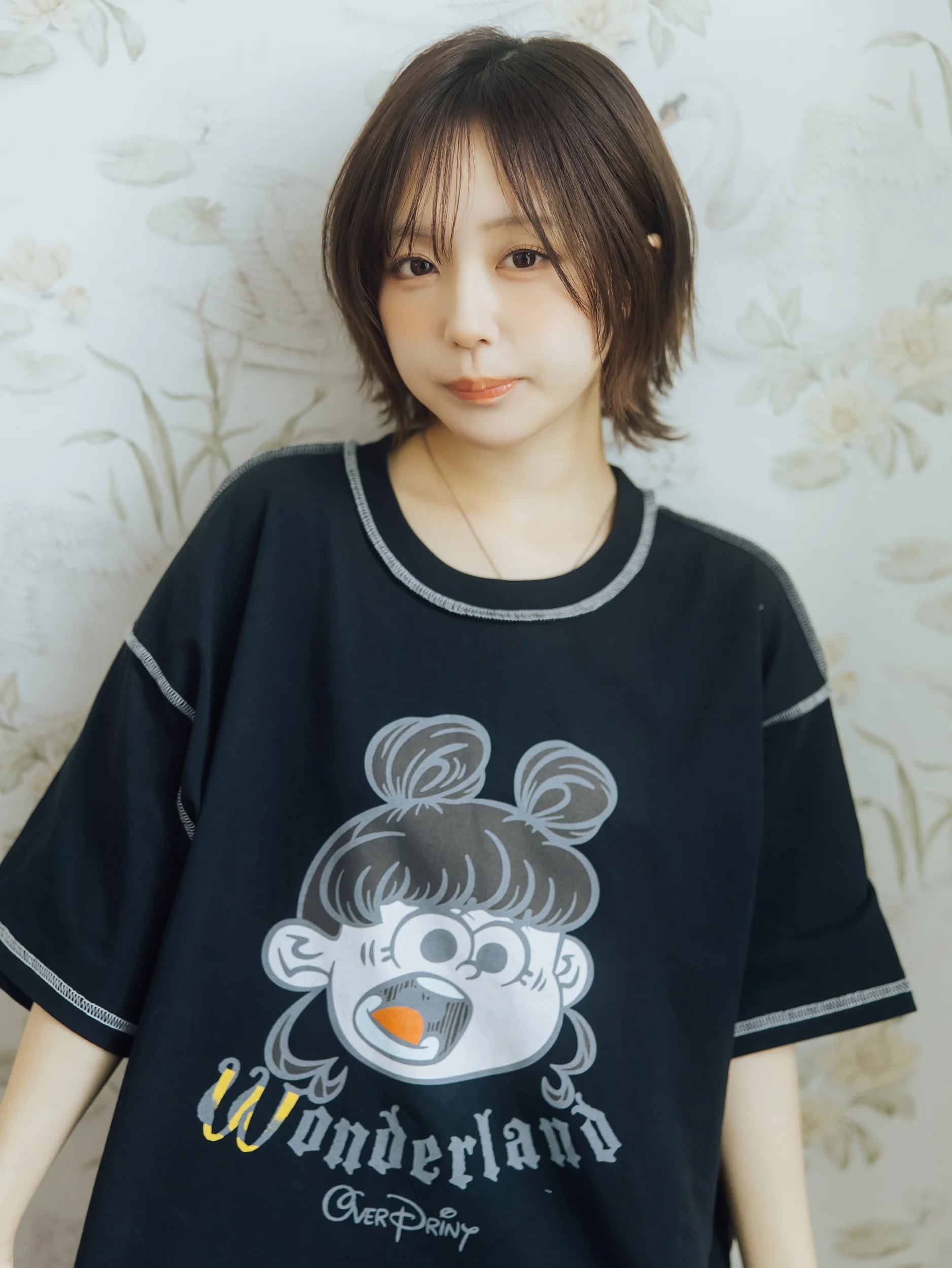 Wonderland Tee - 260316_OP_00824_A.jpg