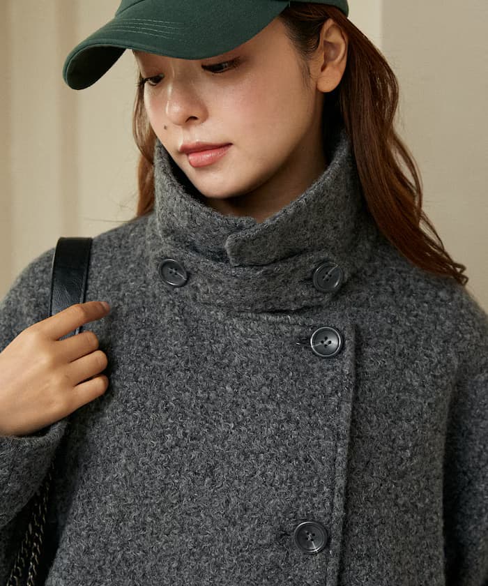 チャコールグレー