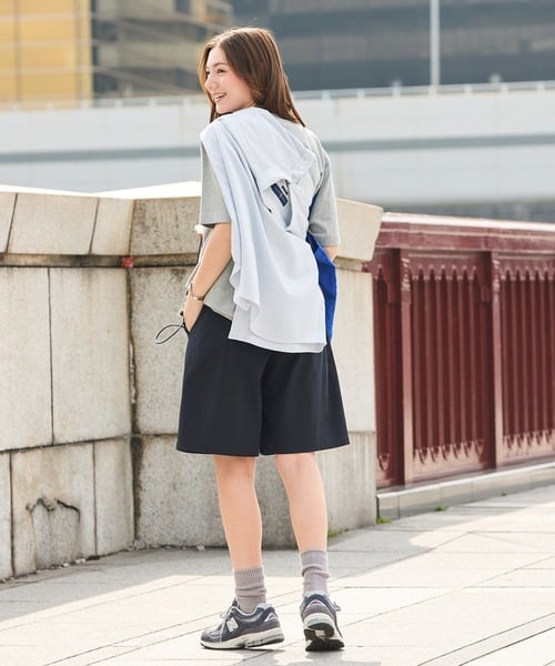 94954051b_b_36_500.jpg