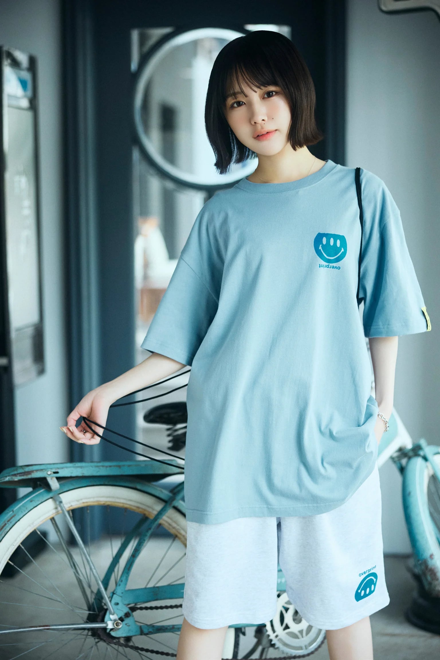 ICONIC TEE - F52A7088-EBF5-41FA-817F-2A5AC0F47DEA.jpg