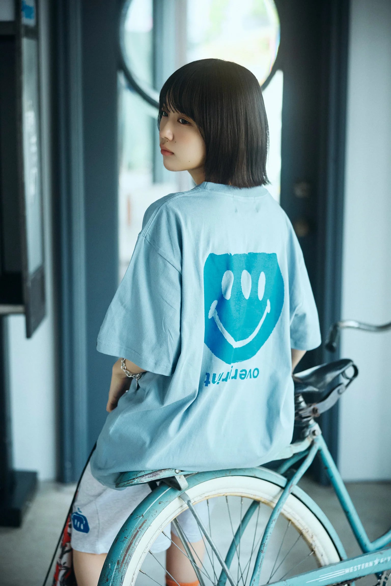 ICONIC TEE - FBFEA3CC-00E2-45A7-81CA-E3F7783B6938.jpg