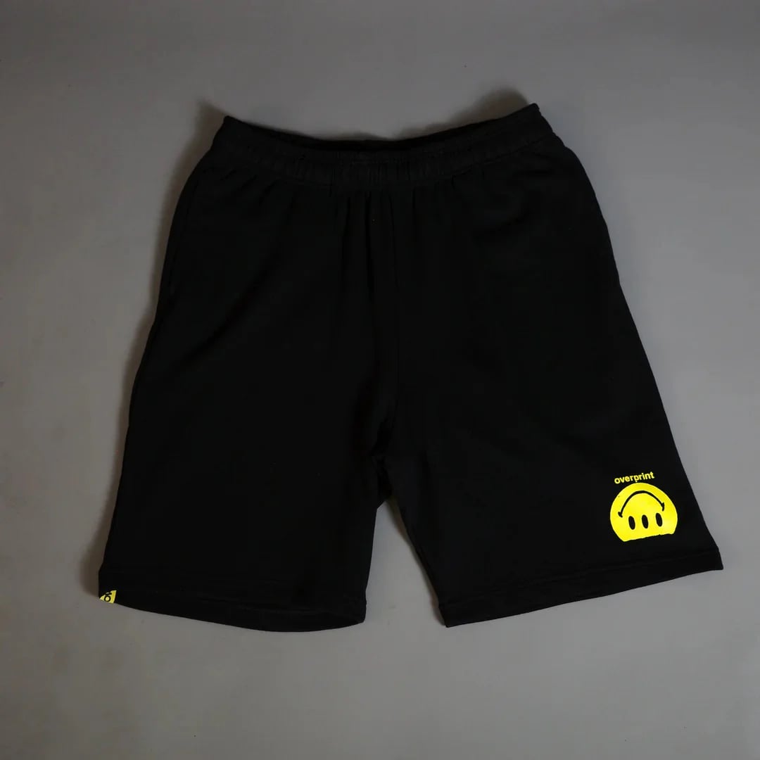 ICONIC Half Pants - IMG_7263_0d3277ea-f68f-4f3c-a2b1-cc9d70d70962.jpg